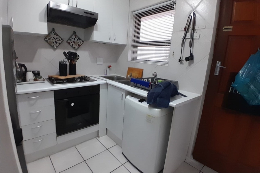 2 Bedroom Property for Sale in Parklands Western Cape